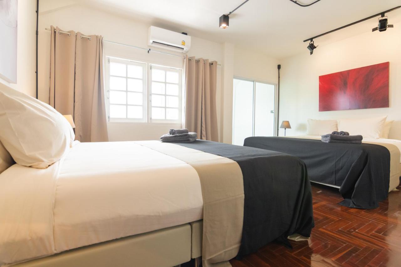Mini-Me Hubs, Charm Suites & Pool In Old City เชียงใหม่ ภายนอก รูปภาพ